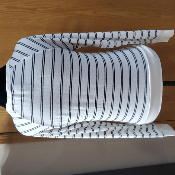 Magaschoni soft light knit striped long sleeve top - Picture 5 of 6